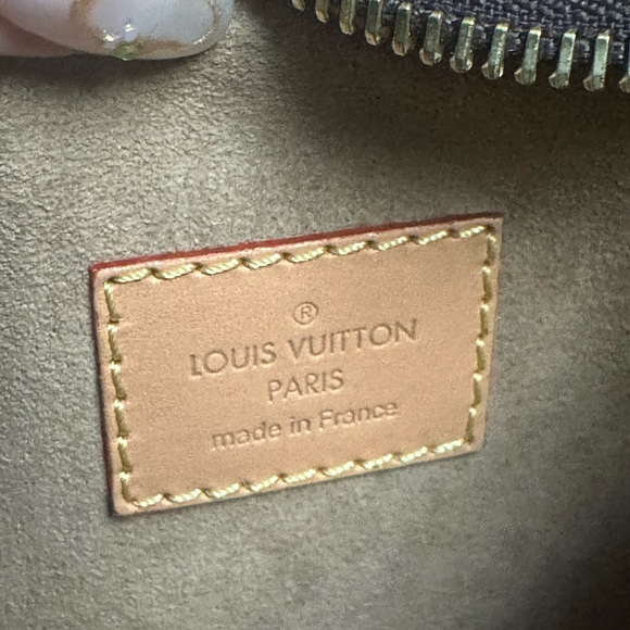 Louis Vuitton Monogram Mini Loop Shoulder Bag - Picture 8 of 11